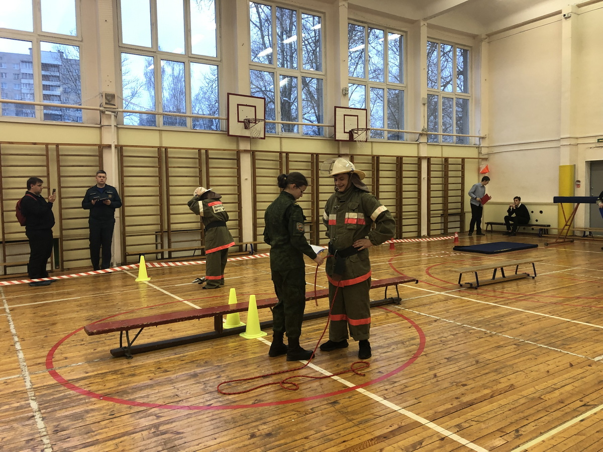 Безопасность санкт петербурга. Соревнования в школе Фрунзенского района Санкт-Петербурга. Комплексные соревнования. Безопасность школ Санкт-Петербурга. Школы во Фрунзенском районе.